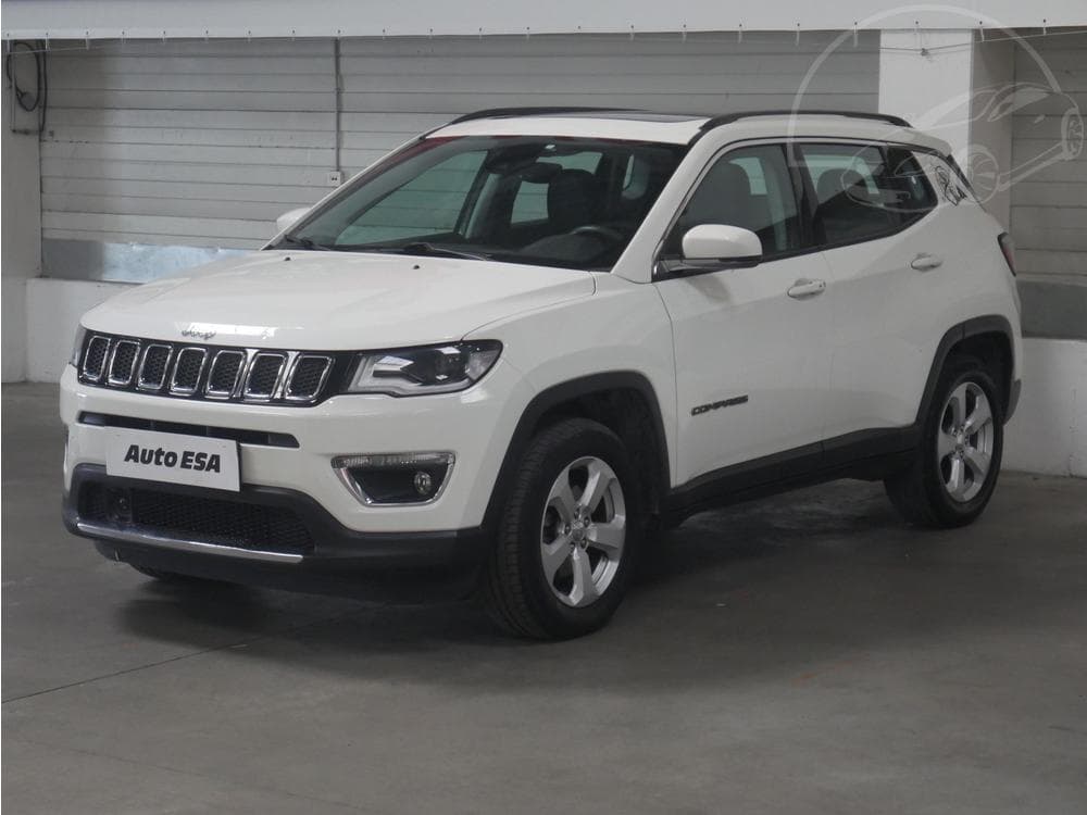 2018 Jeep COMPASS - 9