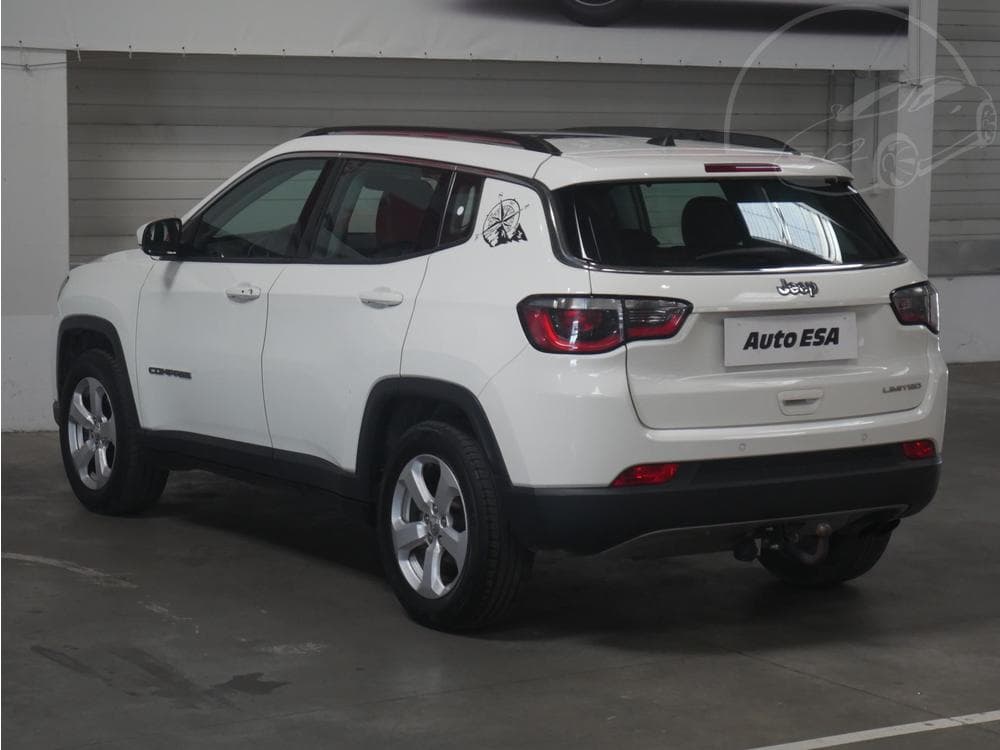 2018 Jeep COMPASS - 21