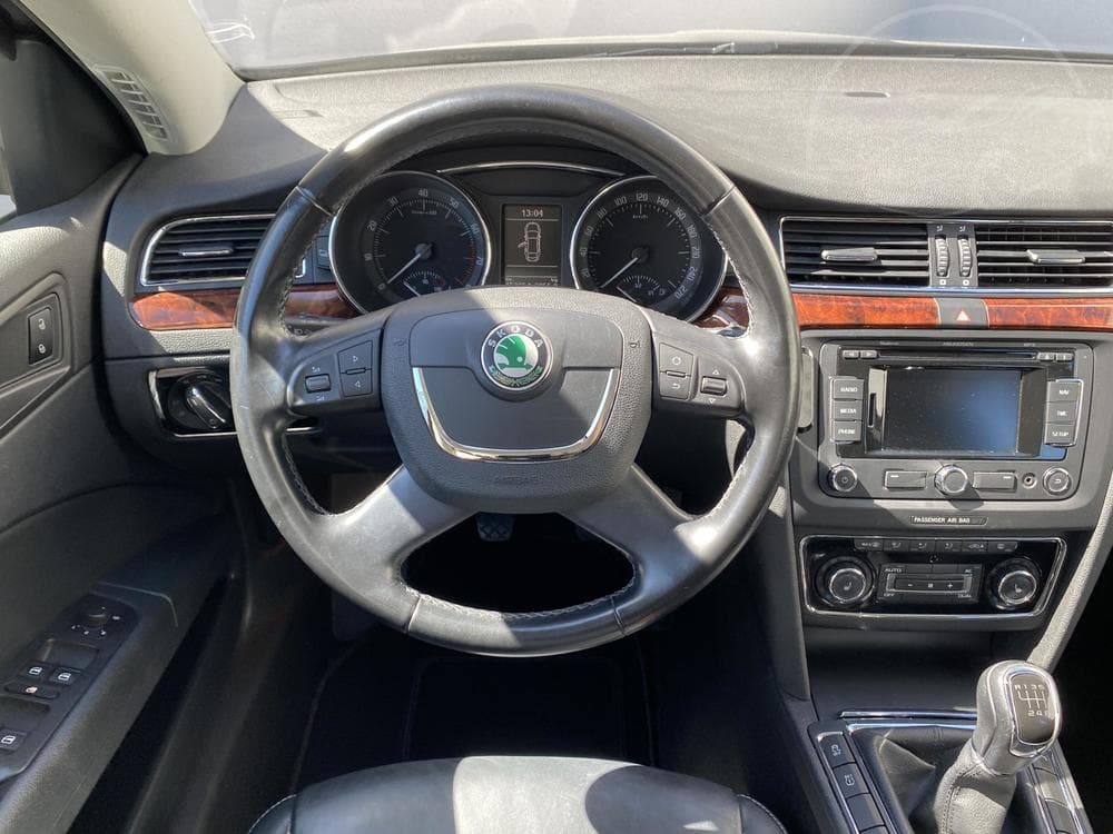 2011 Škoda SUPERB - 31
