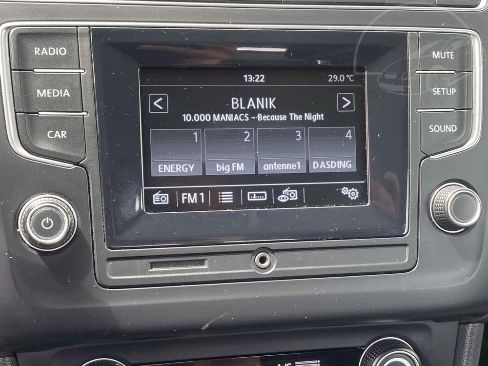 2015 Volkswagen POLO - 14