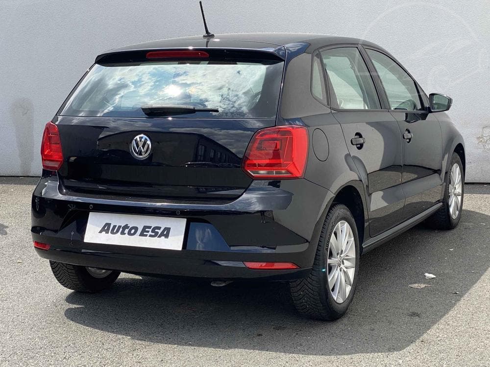 2015 Volkswagen POLO - 4