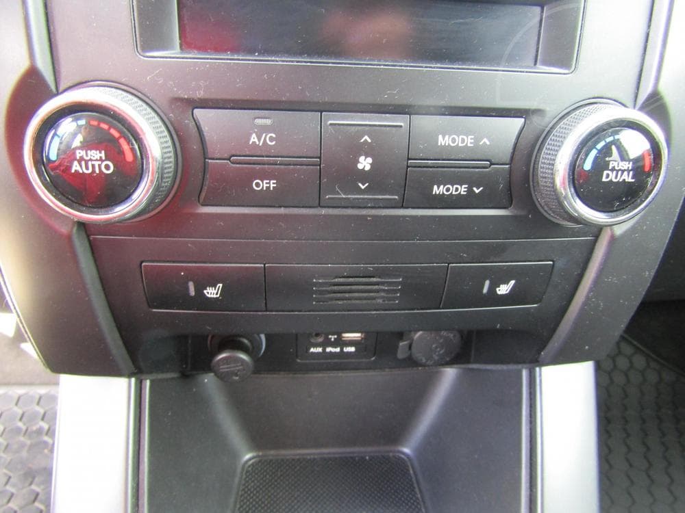 2011 Kia SORENTO - 16