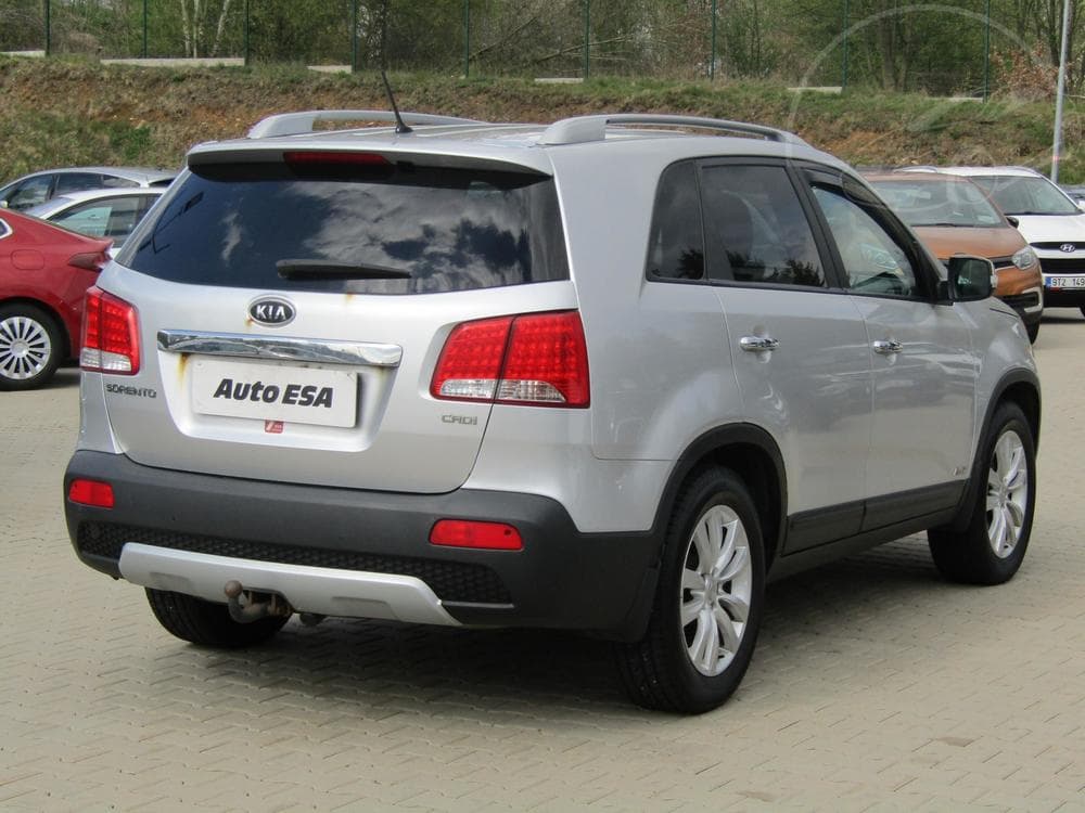 2011 Kia SORENTO - 4
