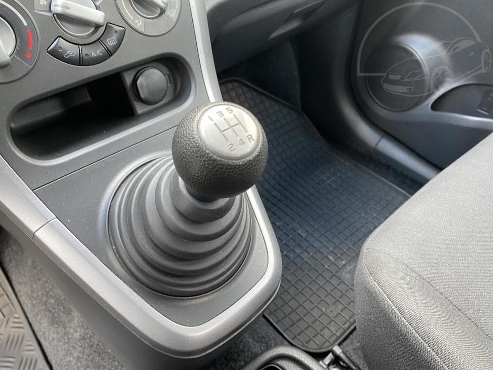 2009 Suzuki SPLASH - 14
