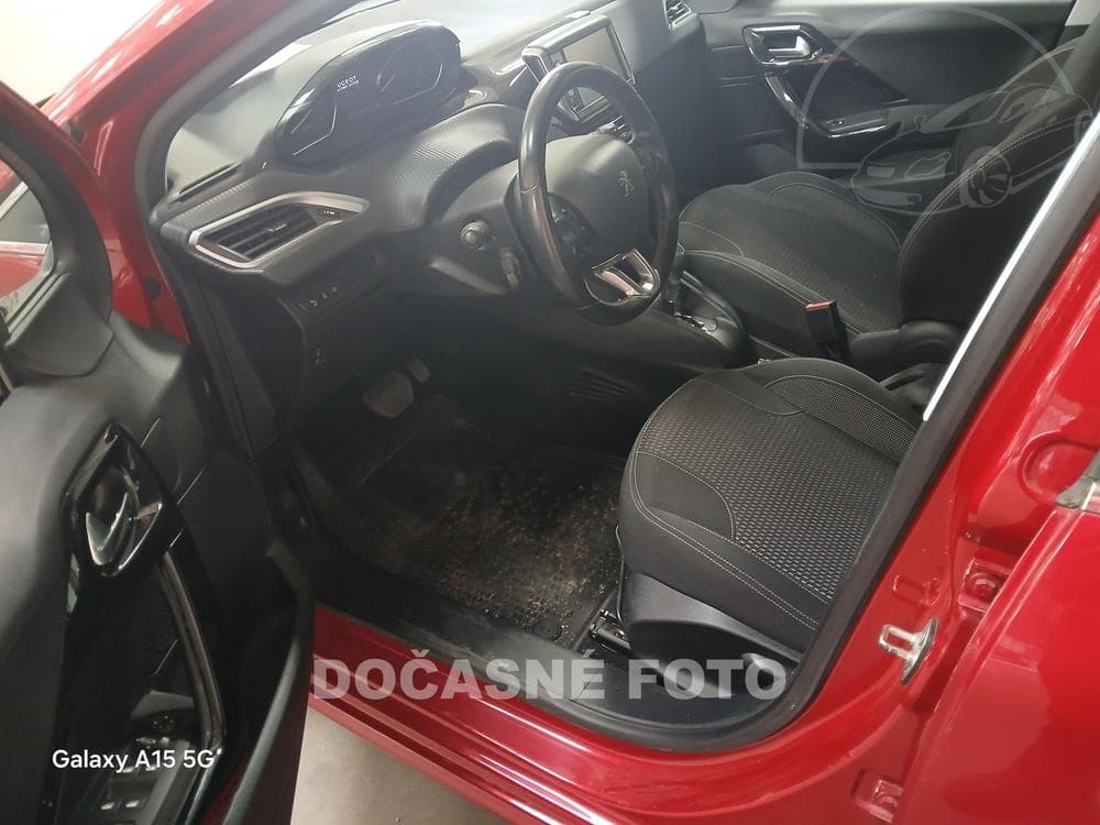 2015 Peugeot 208 - 3
