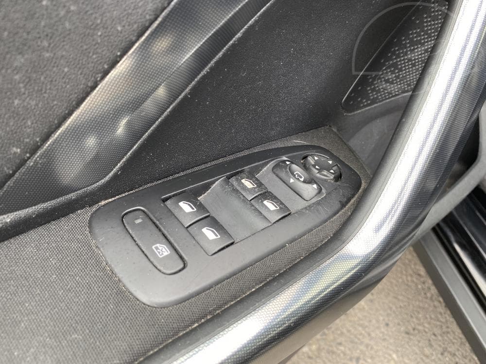 2013 Peugeot 2008 - 13