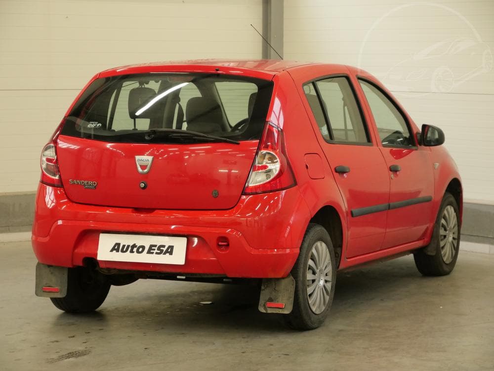 2010 Dacia SANDERO - 7