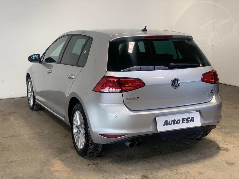 2014 Volkswagen Golf - 4