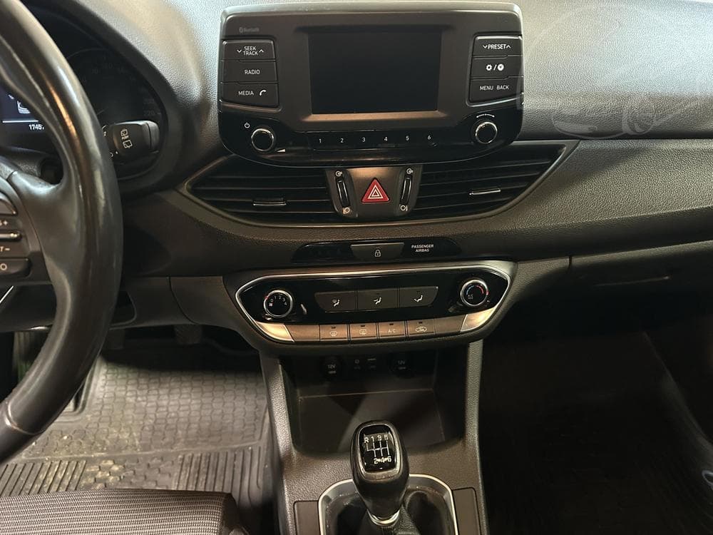 2019 Hyundai i30 - 14