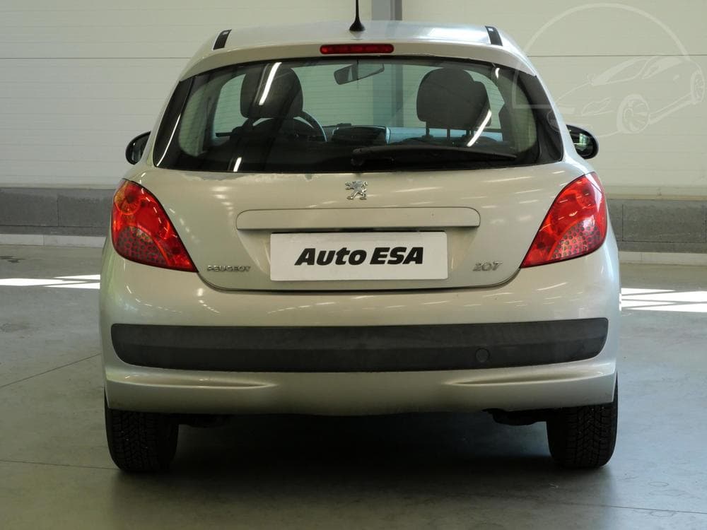 2008 Peugeot 207 - 9