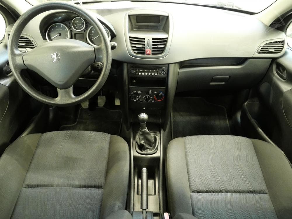 2008 Peugeot 207 - 15