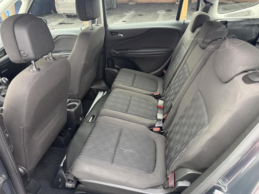 2016 Opel Zafira - 9