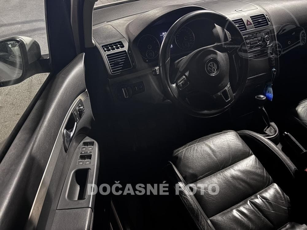 2010 Volkswagen Touran - 5