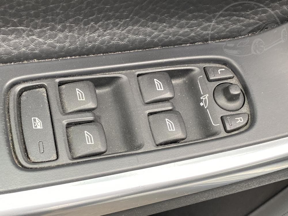 2013 Volvo V60 - 12