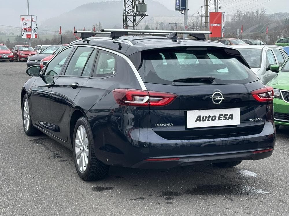 2018 Opel INSIGNIA - 10