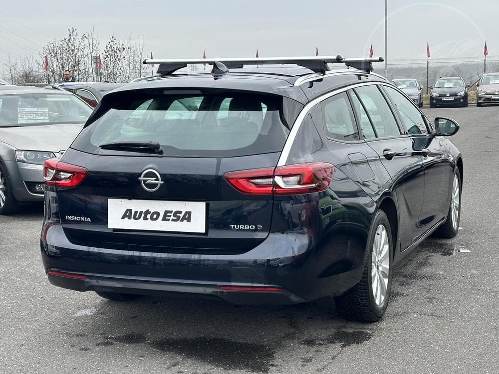2018 Opel INSIGNIA - 16