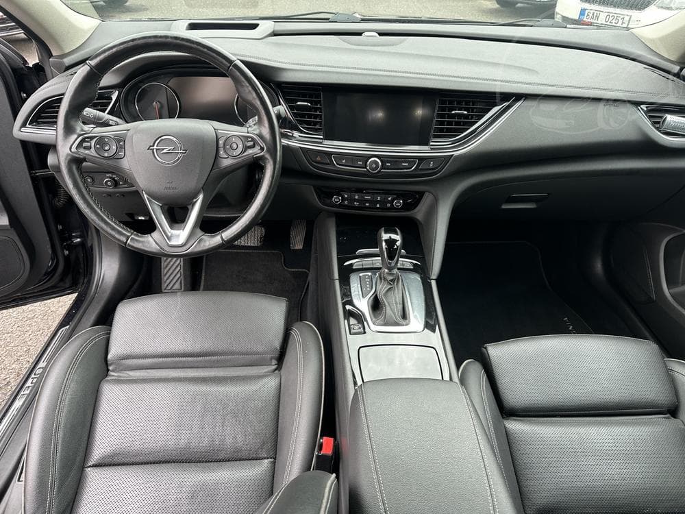 2018 Opel INSIGNIA - 22