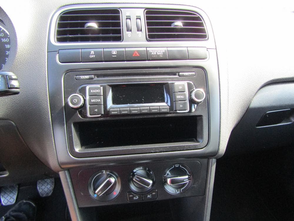 2014 Volkswagen POLO - 12