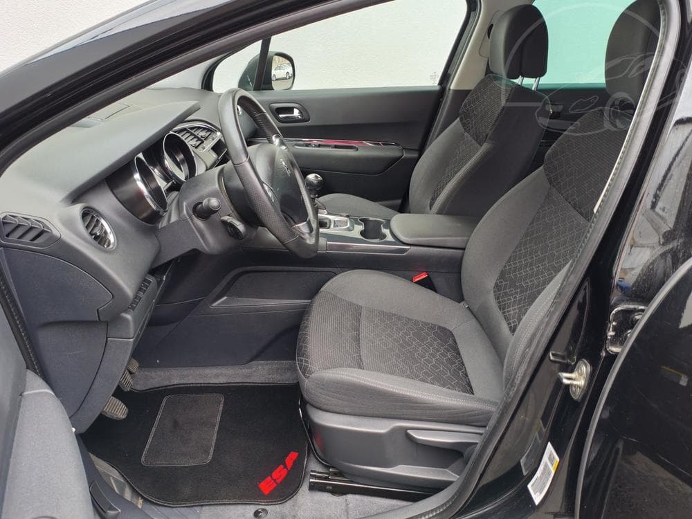 2015 Peugeot 3008 - 11