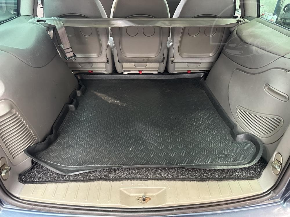 2001 Volkswagen Sharan - 19