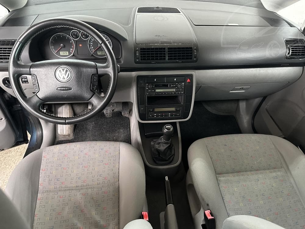 2001 Volkswagen Sharan - 22