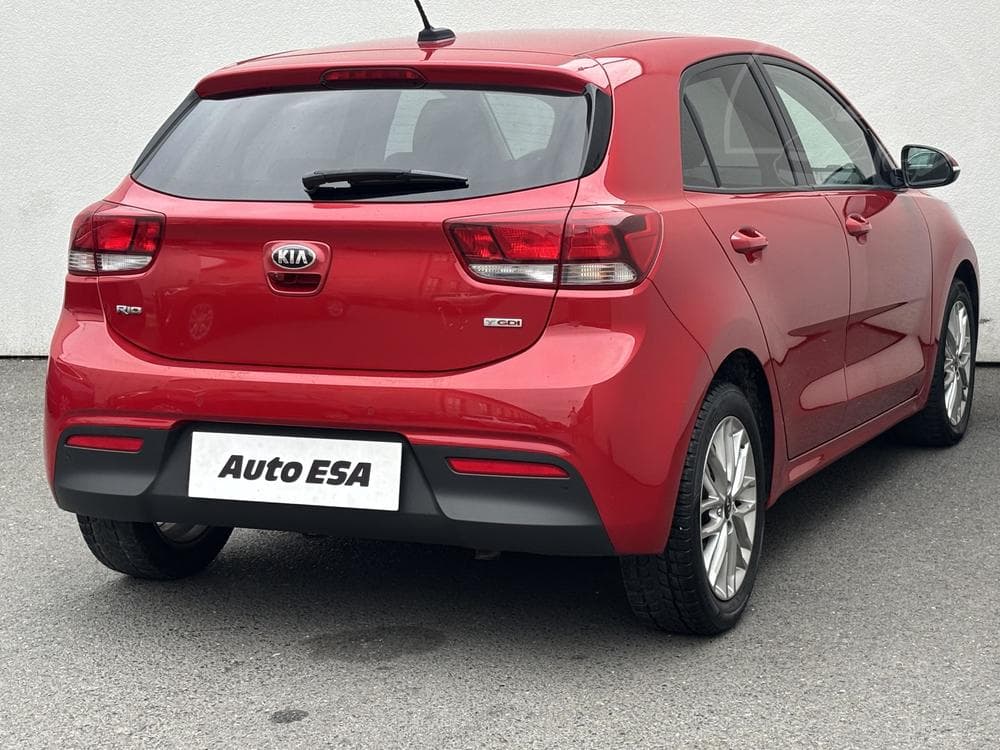 2018 Kia RIO - 4