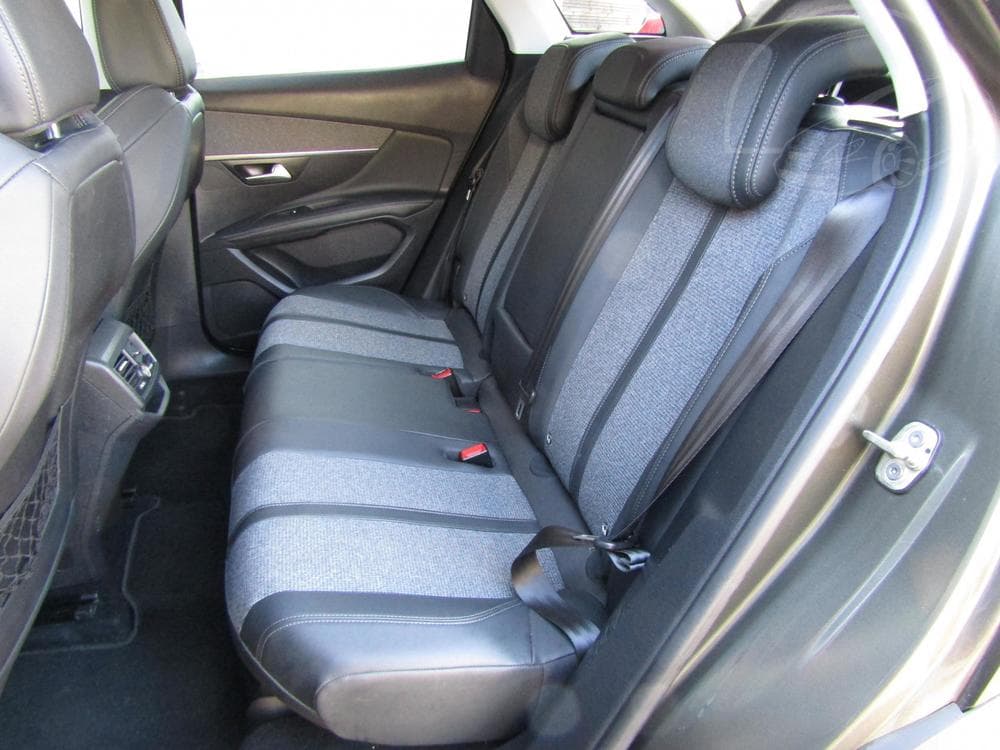 2019 Peugeot 3008 - 28