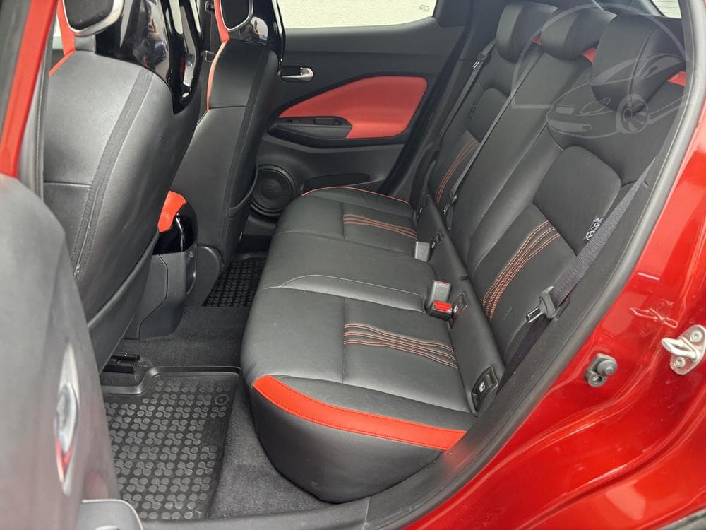 2020 Nissan Juke - 12