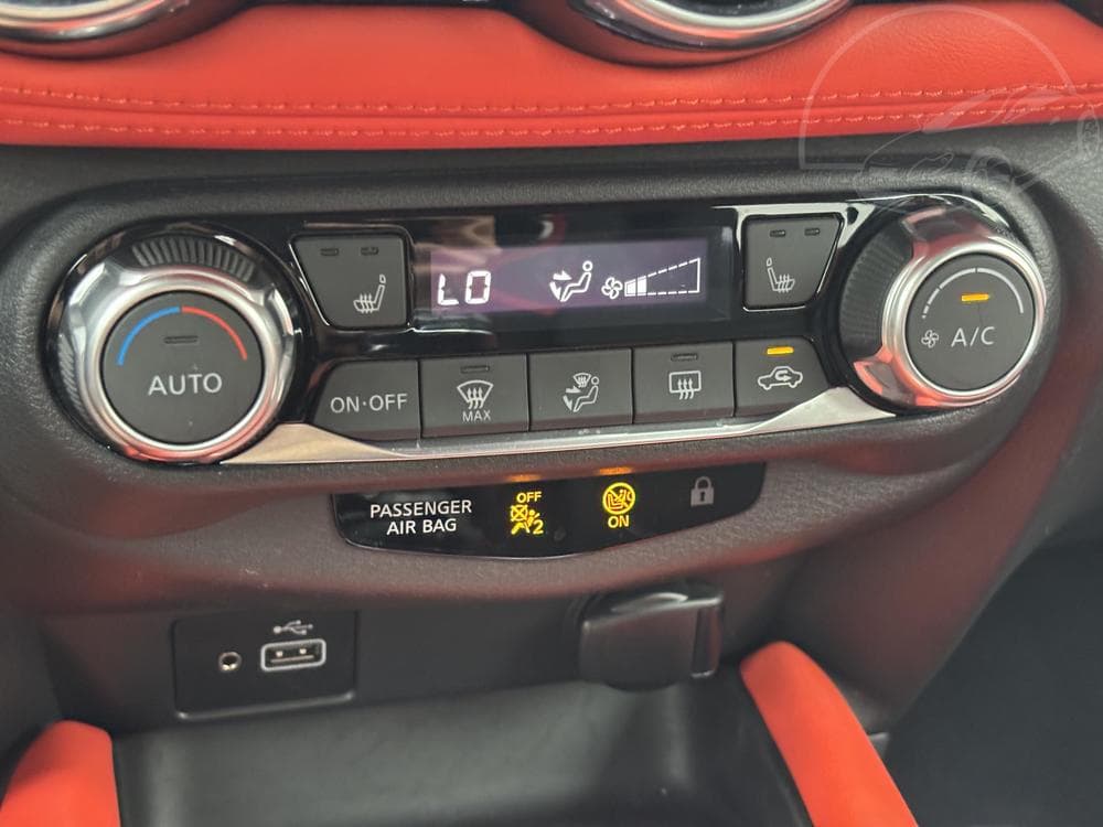 2020 Nissan Juke - 17