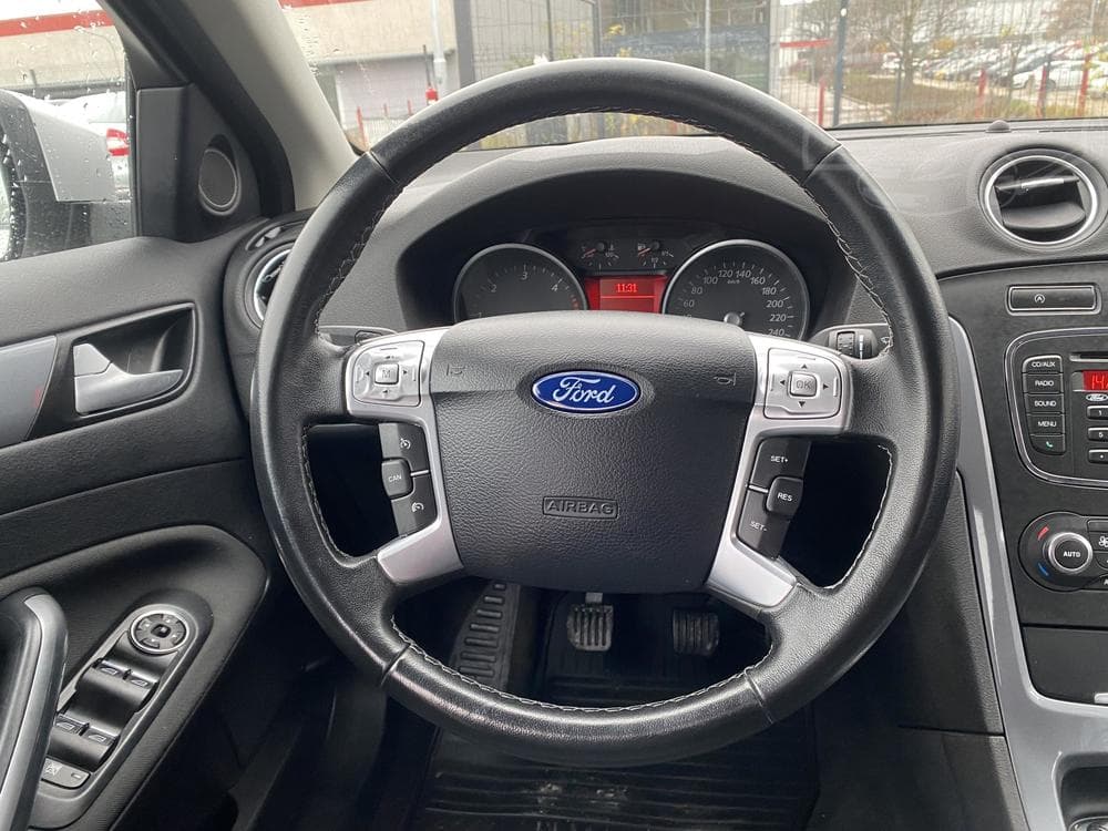 2013 Ford MONDEO - 12