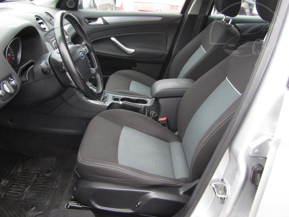 2013 Ford MONDEO - 9