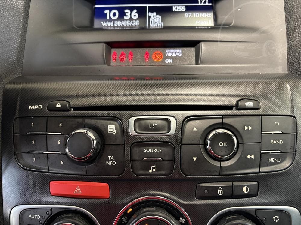 2014 Citroen DS4 - 25