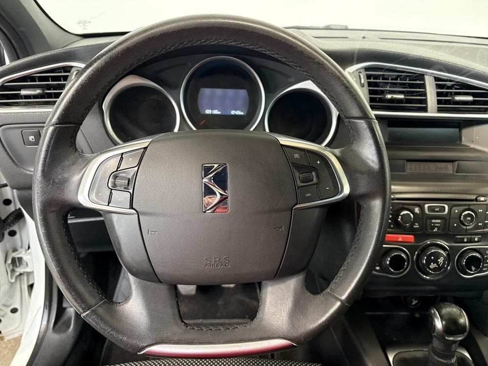 2014 Citroen DS4 - 29