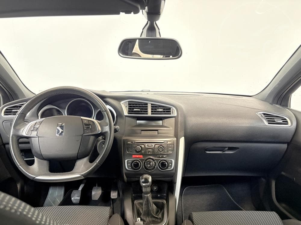 2014 Citroen DS4 - 15
