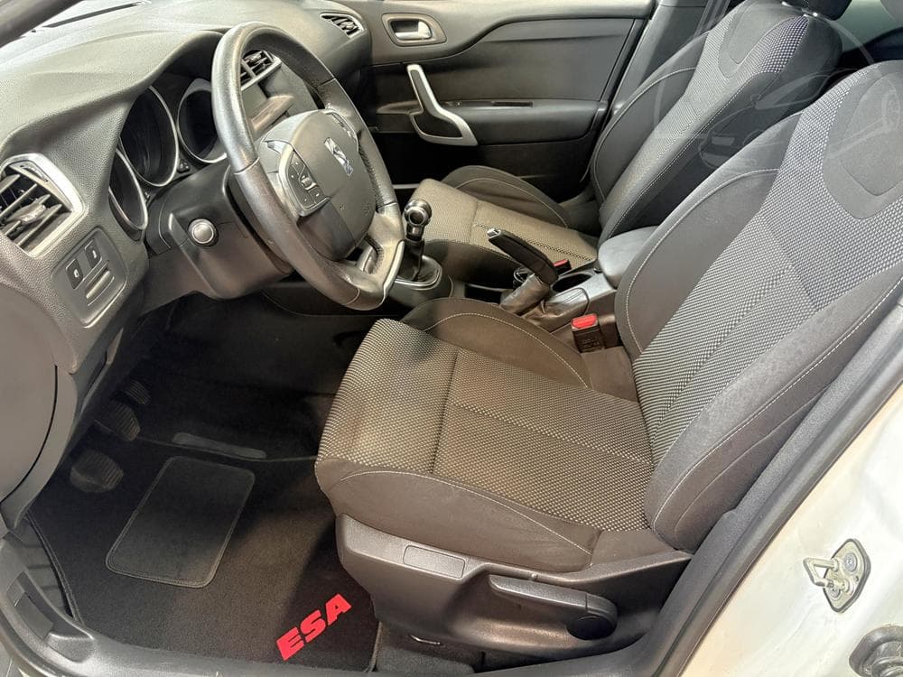 2014 Citroen DS4 - 17