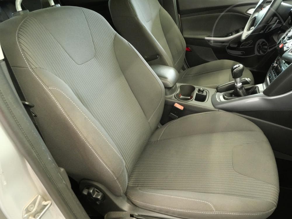 2012 Ford FOCUS - 11