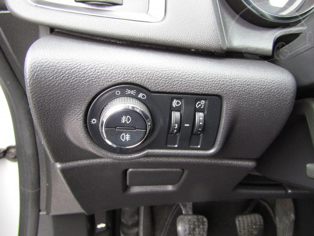 2011 Opel ASTRA - 12