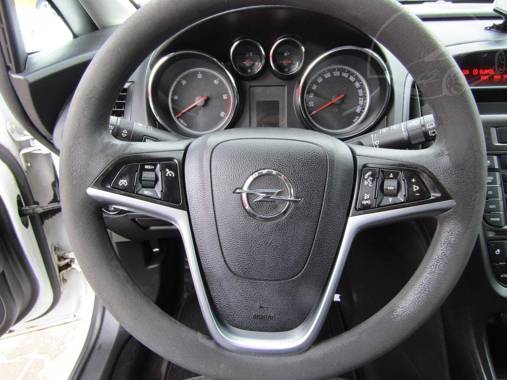 2011 Opel ASTRA - 15