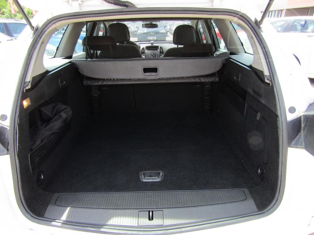 2011 Opel ASTRA - 7