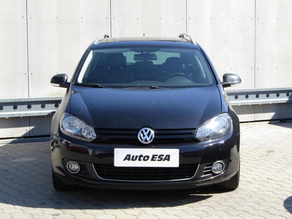 2010 Volkswagen GOLF - 2