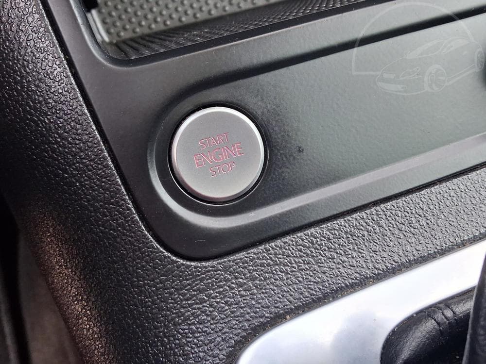 2012 Volkswagen Tiguan - 16