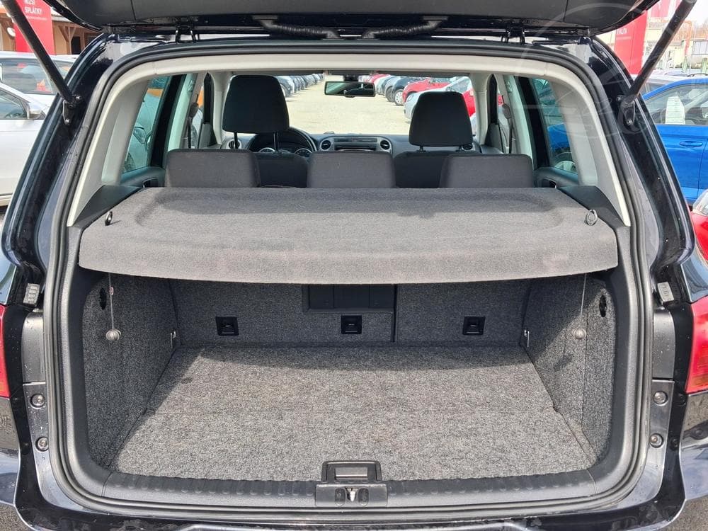 2012 Volkswagen Tiguan - 7