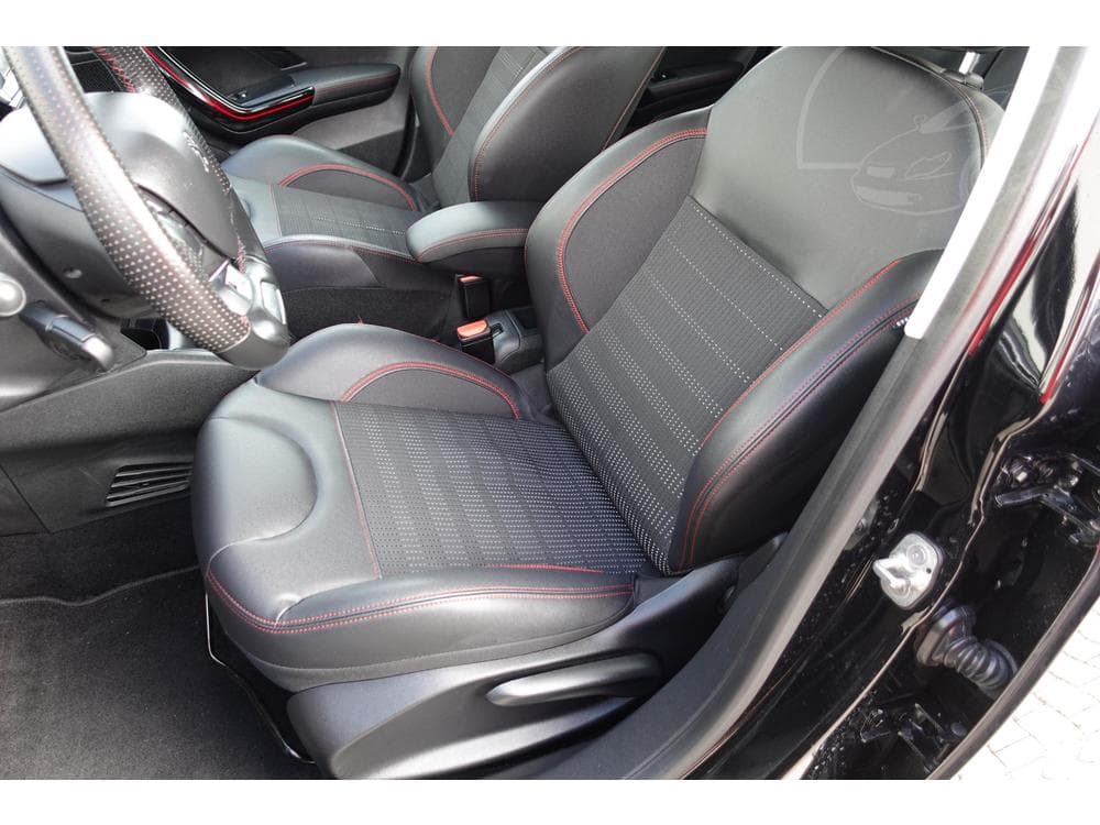 2019 Peugeot 208 - 28