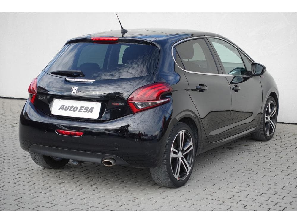 2019 Peugeot 208 - 16
