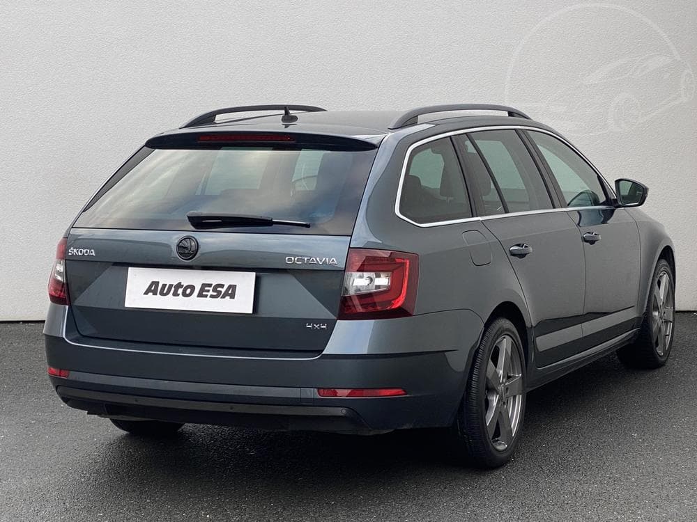 2018 Škoda OCTAVIA - 10