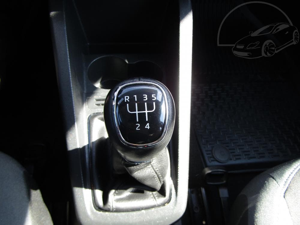 2015 Škoda FABIA - 29