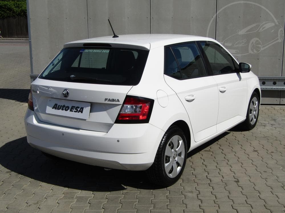 2015 Škoda FABIA - 7