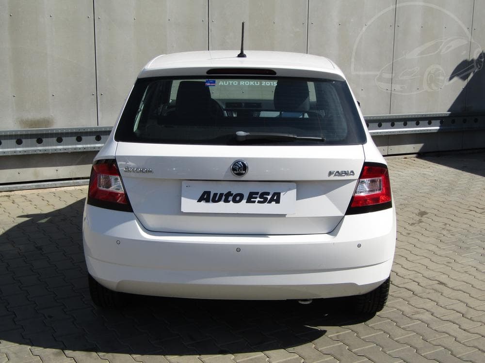 2015 Škoda FABIA - 9