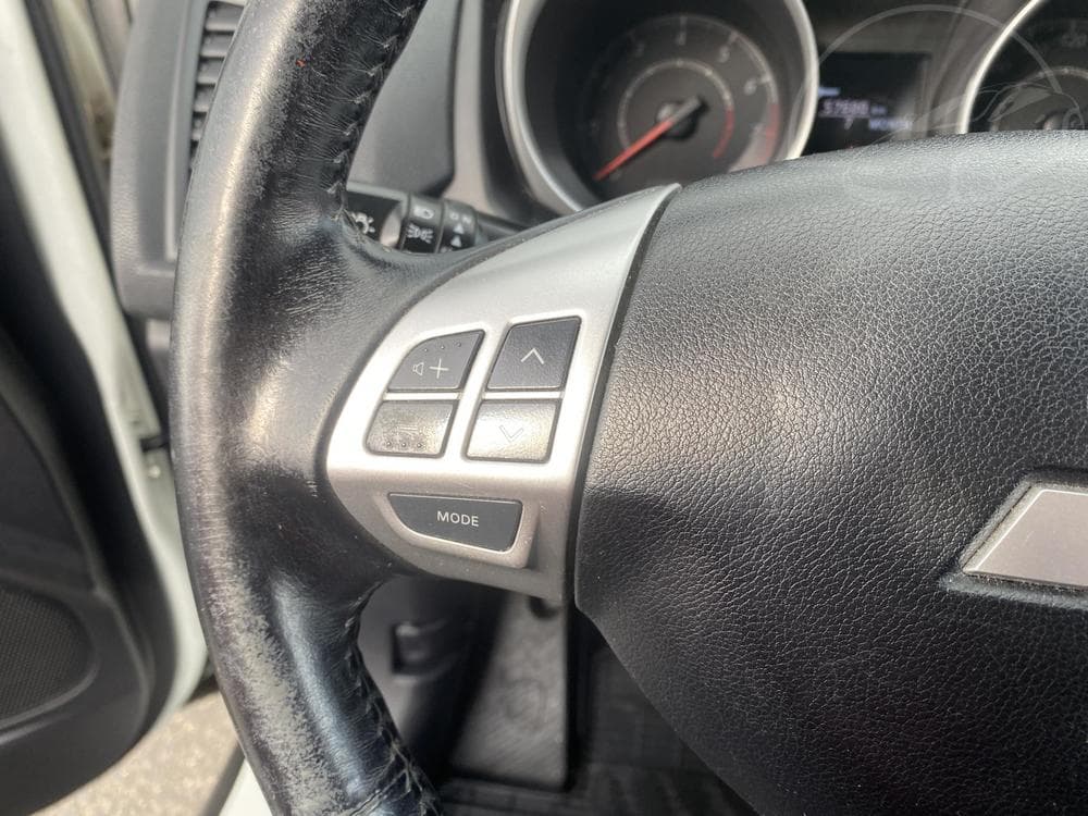 2011 Mitsubishi ASX - 12