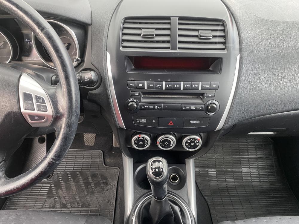 2011 Mitsubishi ASX - 14